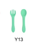 High Quality Natural 100 Food Grade Inventory Easy To Rinse Spoon Weaning Unbreakable Rubber Fork Dishwasher Safe Feeding Set