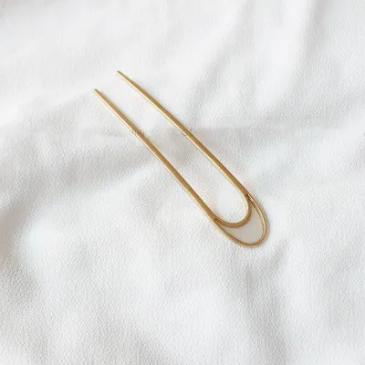 Temperament simple u-shaped hair bun