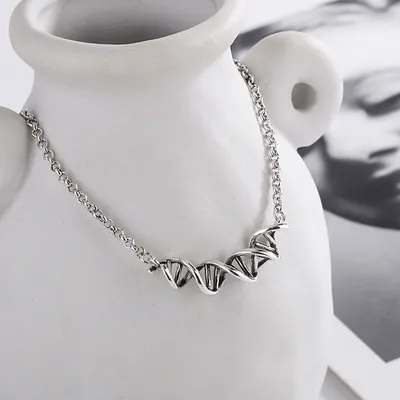DNA Twisted Spiral Necklace Feminine Design Sense Hollow Collarbone Chain