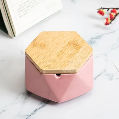 Ceramic Ashtray With Lid Creative Personality Fashion Office Anti Fly Ash Size Size Living Room Home European Trend