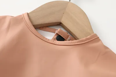 Baby Waterproof Eating Clothes Cartoon Bib Is Worn Backwards