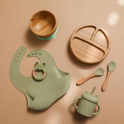 Baby's Complementary Food Tableware Silicone Bib Dinner Plate Straw Cup Fork Spoon Set