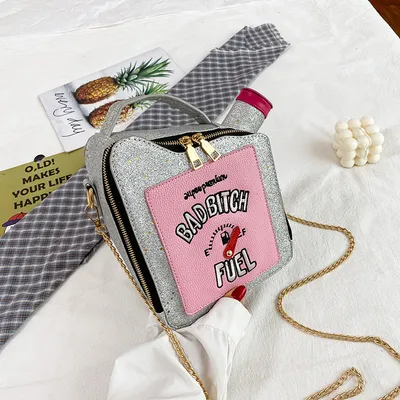 Chain crossbody bag