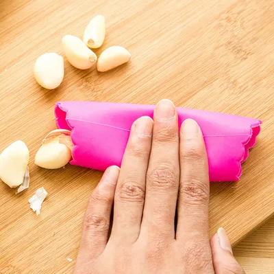Manual Peeler Household Kitchen Garlic Press