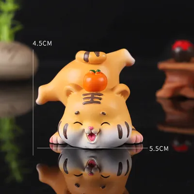 Cute Tiger Ornaments Cartoon Little Tiger Resin Crafts Car Center Console Cake Baking Decorations