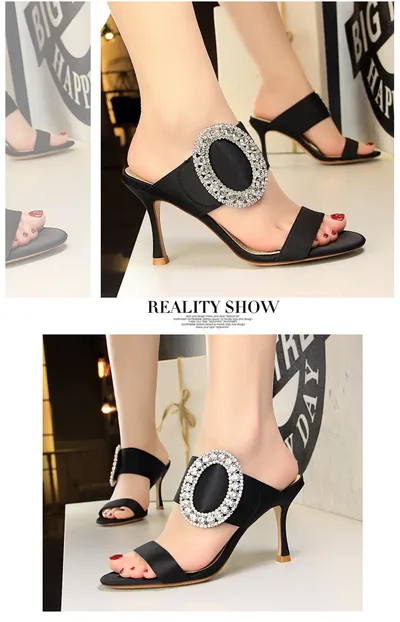 Female sandals and slippers with one word