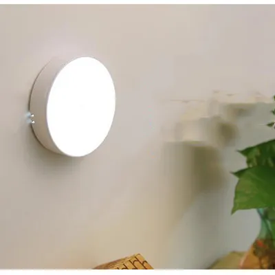 ضوء ليلي LED ذكي بالتحكم الصوتي من نوع الامتصاص