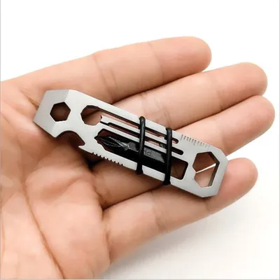 Outdoor equipment camping supplies bottle opener multi-function tool 6-point wrench inside