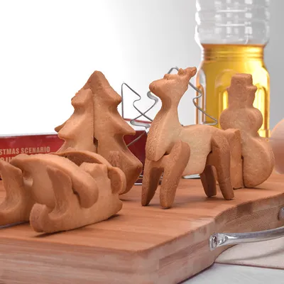 8 18-piece Set Gingerbread House Stainless Steel Christmas Scenario Cookie Cutters Set Biscuit Mold Fondant Cutter Baking Tools