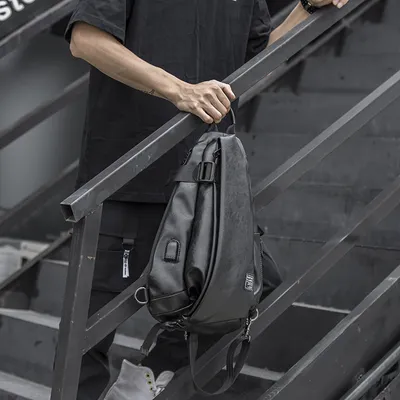 Waterproof pu leather single shoulder messenger bag