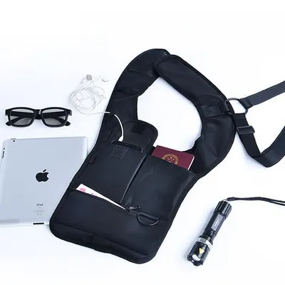 Portable shoulder underarm bag