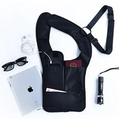 Portable shoulder underarm bag
