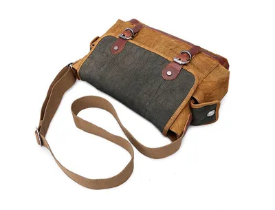 Retro covered canvas shoulder bag