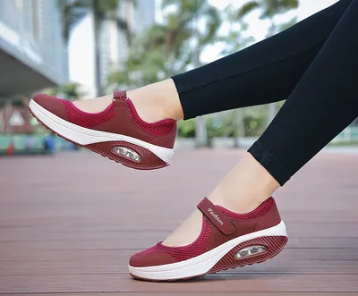 Hollow Rocking Shoes, Mother Shoes