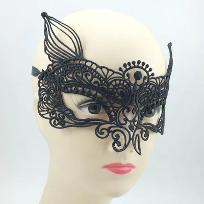 new version of the indefinite catwoman lace mask