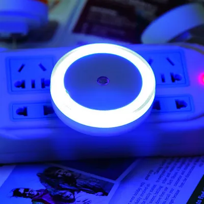 مصباح LED ليلي دائري يعمل بالاستشعار (تصميم هالة ضوئية) – منتج مبتكر مناسب للاستخدام المنزلي أو لأكشاك الأسواق الليلية.