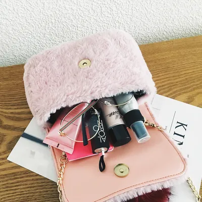 In the winter of new color hair ball bag small package fur fashion rabbit hair Satchel Bag chain