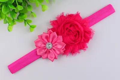 طوق رأس مزين بالزهور للأطفال