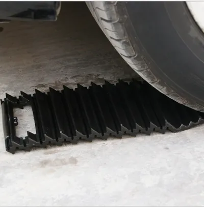 ABS Universal Car Snow Chains Non-slip tire anti-skid pad Automobile Wheel Grip Tracks Traction Mat Auto Winter Road Turnaround