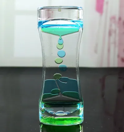 Newest Oil Clock Floating Color Mix Illusion Timer Liquid Motion Visual Desk Toy Decor