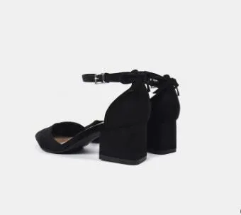 Mid-heeled Sandals Spring And Summer New Suede Bow Baotou Sandals With A Buckle With Thick Hollow Women's Shoes