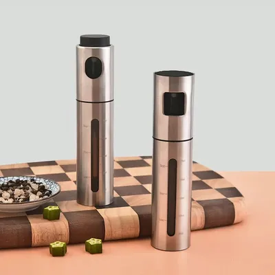 Stainless Steel Oil Sprayer Bottle - Household Press-Type Atomizing Oil Sprayer, Olive Oil Bottle, Kitchen Barbecue Oil Sprayer Pot