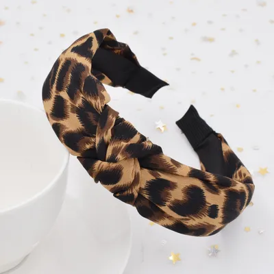 Cross knotted hair band