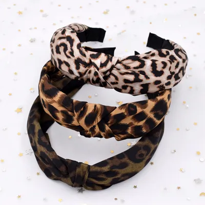 Cross knotted hair band