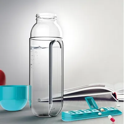 Outdoor Portable Water Bottle One Week Use Medicine Box Cup