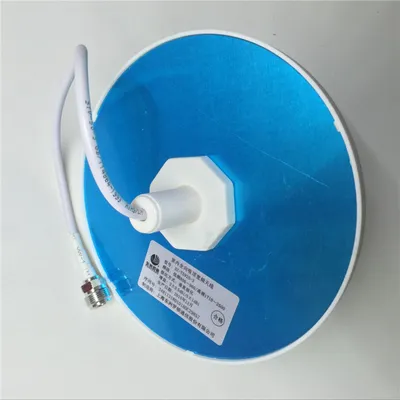 Cell phone signal amplifier