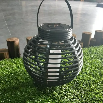 ضوء شمعة الراتان الشمسية LED