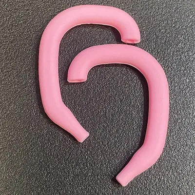 Invisible earmuffs earhook