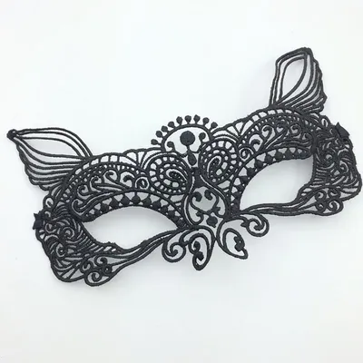 new version of the indefinite catwoman lace mask