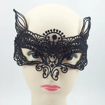 new version of the indefinite catwoman lace mask