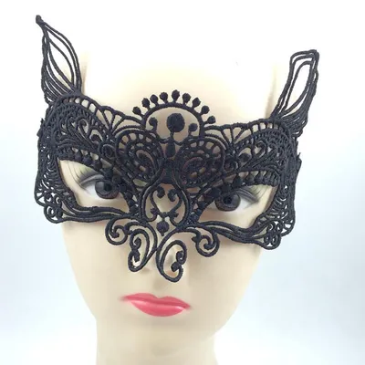new version of the indefinite catwoman lace mask
