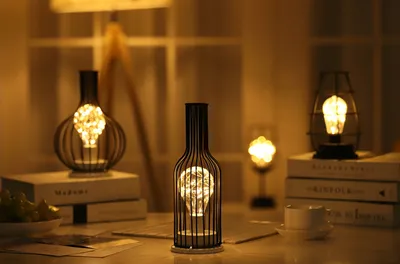 مصباح ليلي من الحديد المطاوع بتقنية LED