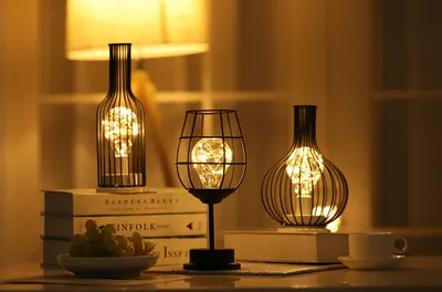 مصباح ليلي من الحديد المطاوع بتقنية LED