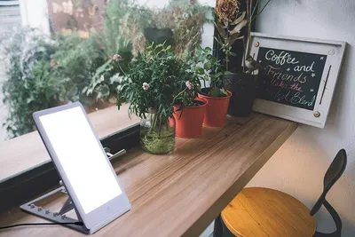 مصباح العلاج الضوئي LED ضوء الشمس البيونيكي درجة حرارة اللون