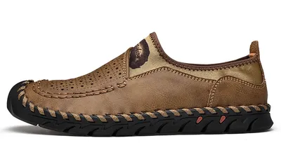 Breathable hiking shoes