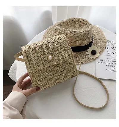 One shoulder straw bag