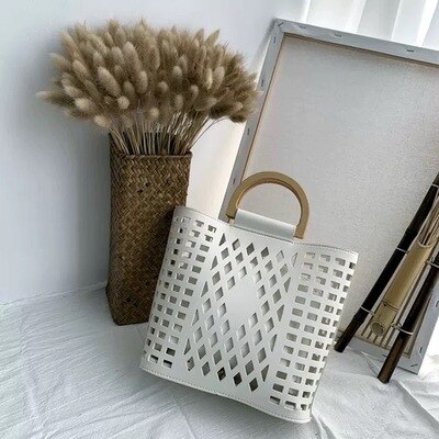 Casual handbag hollow shoulder bag
