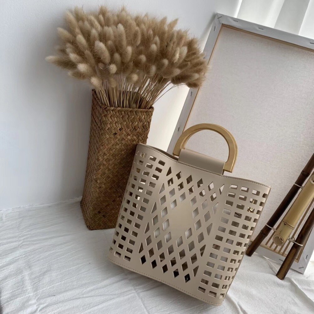 Casual handbag hollow shoulder bag