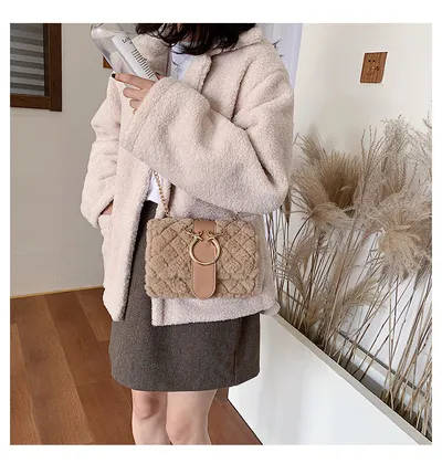 Women's diagonal shoulder bag