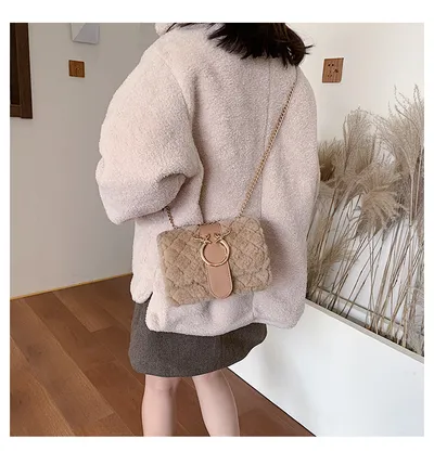 Women's diagonal shoulder bag