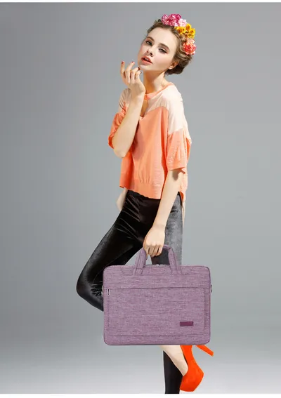 Nylon shoulder bag