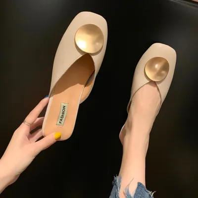 Low heel fashion high heels