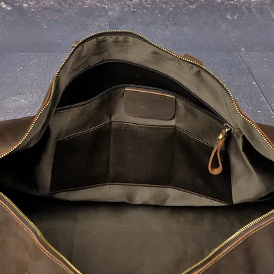 Large capacity portable travel bag