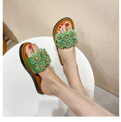 Fashion six chrysanthemum harbor Style Slippers