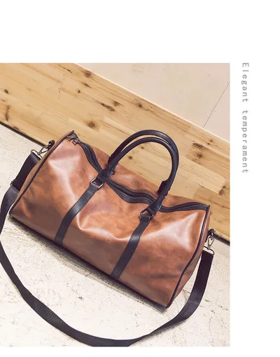 Color contrast travel bag