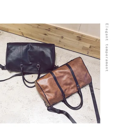 Color contrast travel bag